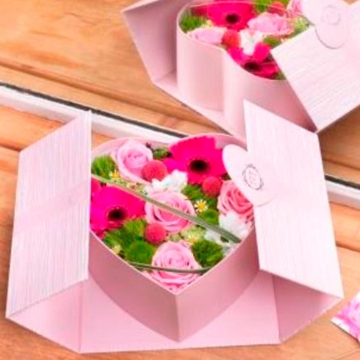 5038 Alice Surprise Heart Paper Box Lined Pink/Silver Foil - Set of 1