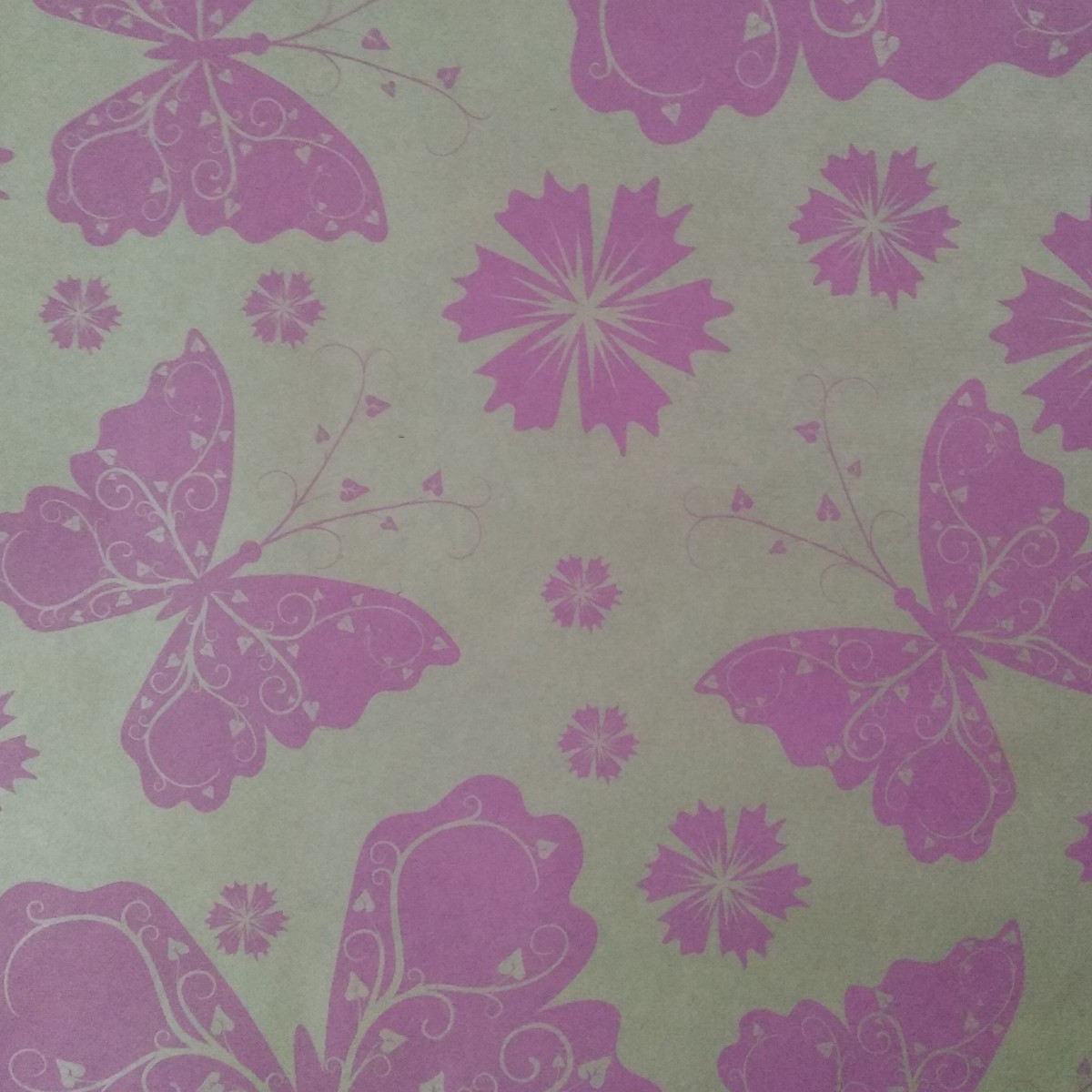 7207 Butterflies Print Strong Pink 50cmx25m Kraft Paper -1 Roll 