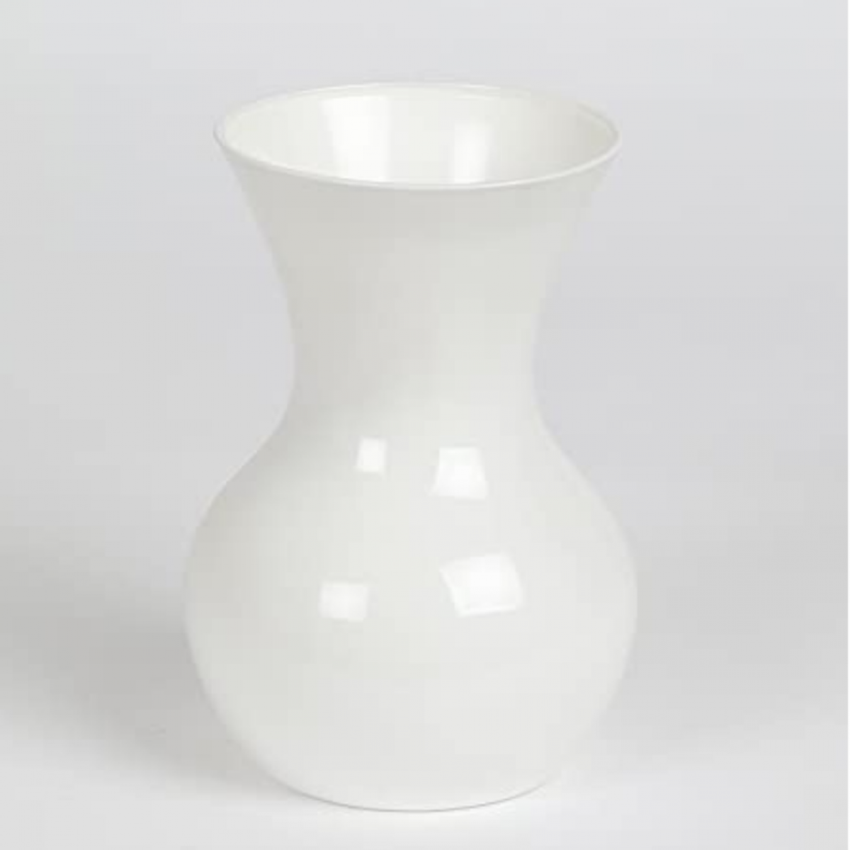 5102 Sweetheart White 11x18cm Acrylic Vase - 1 No