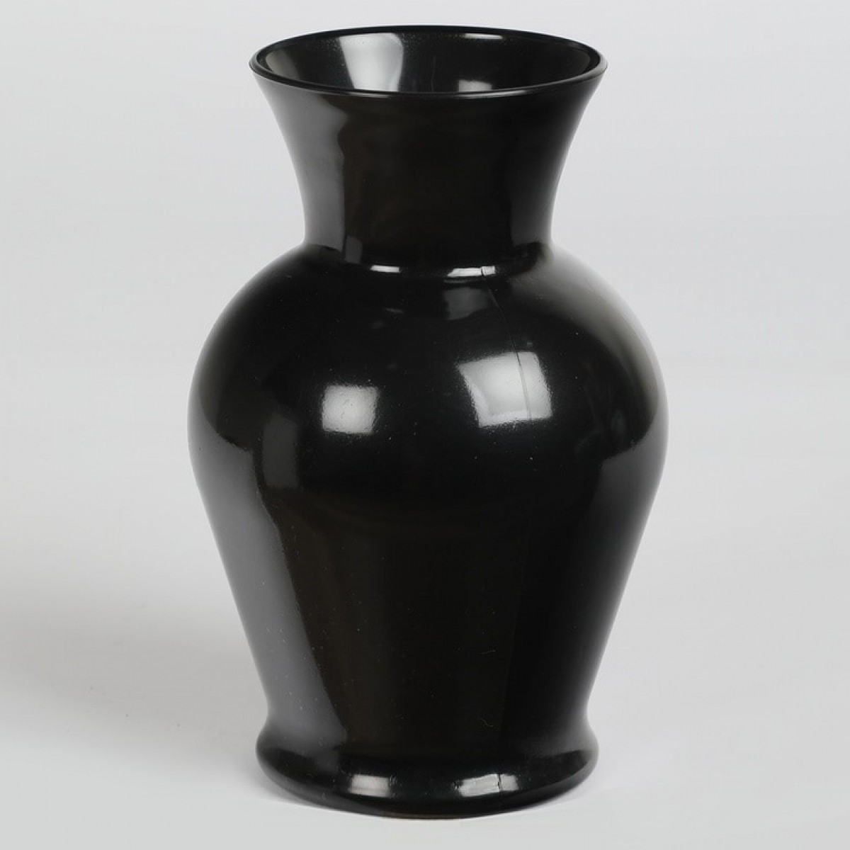 5107 Classic Urn Black 8.5x18cm Acrylic Vase - 1 No