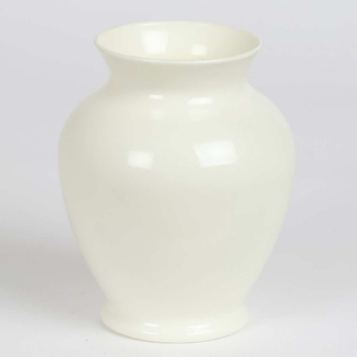 5104 Ginger Ivory 9x16cm Acrylic Vase - 1 No