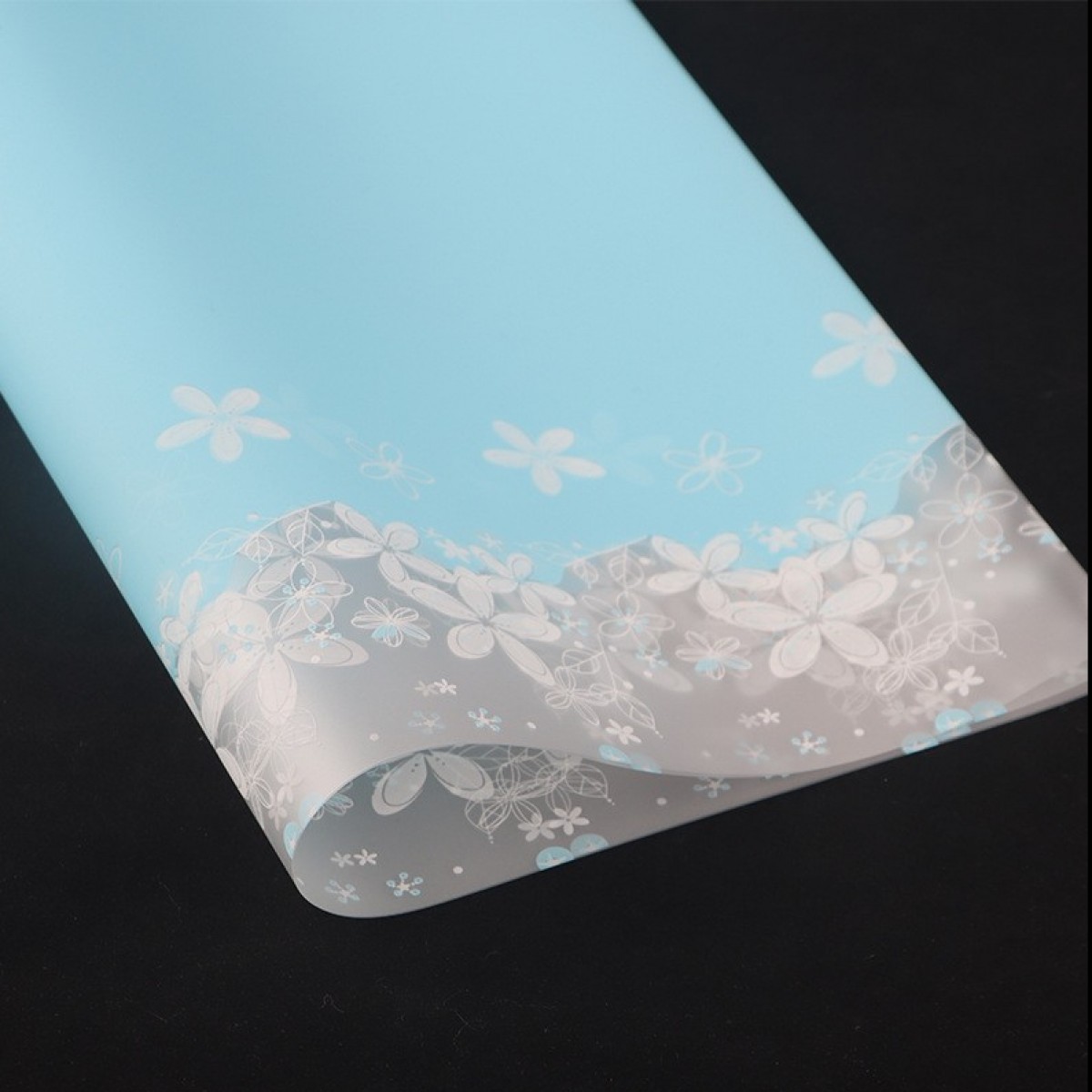 7852 Sky Blue Matt Flower Lace Border  58x58cm (20 Sheets)