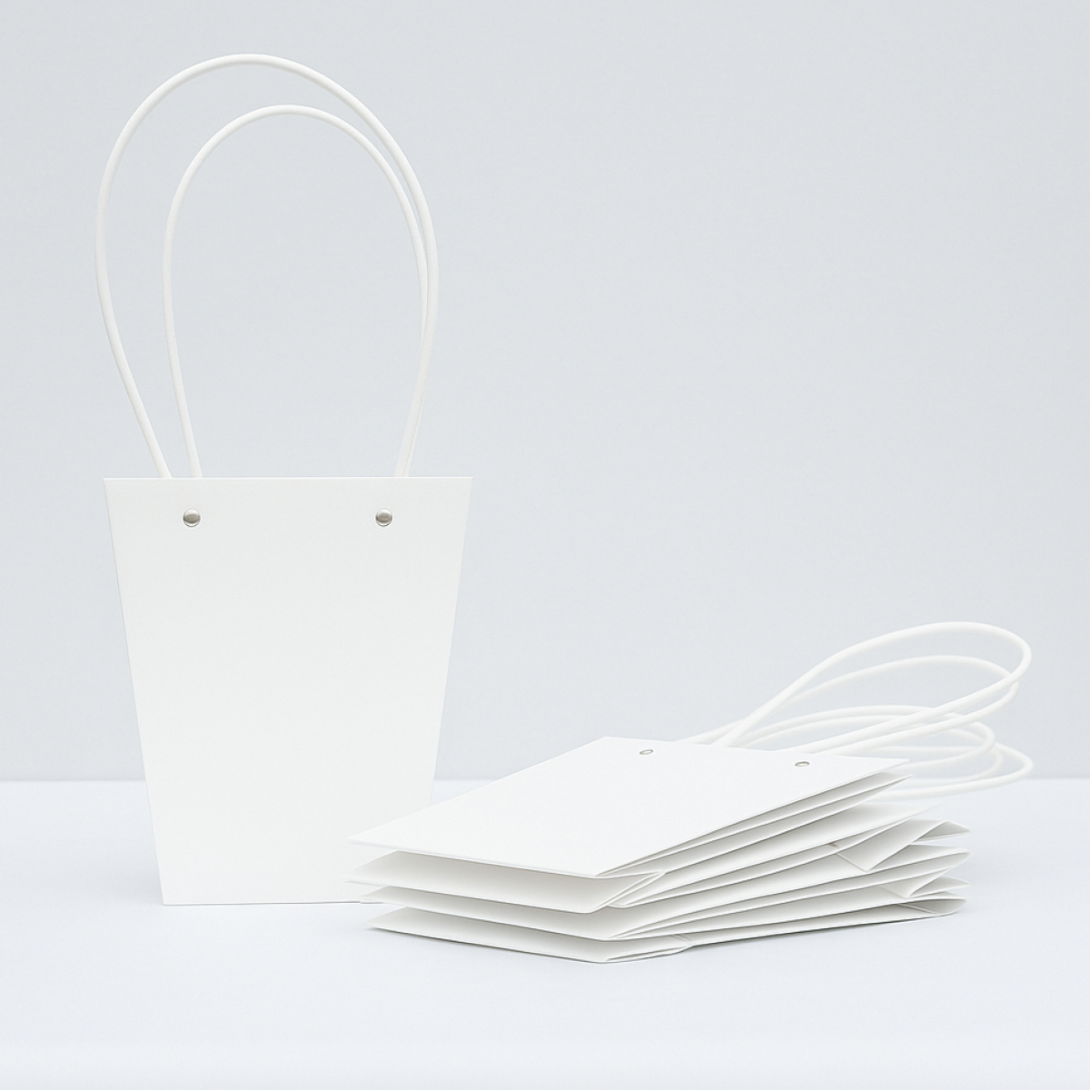 5766 Conical Flower Paper  Bag White (10 Nos) 17x11.5x20cm 