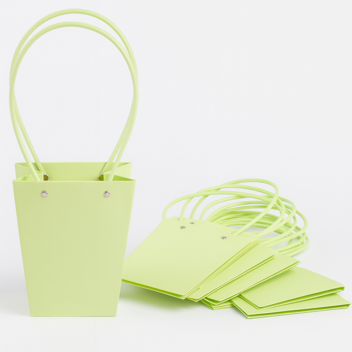 5767 Conical Flower Paper Bag Green (10 Nos) 17x11.5x20cm